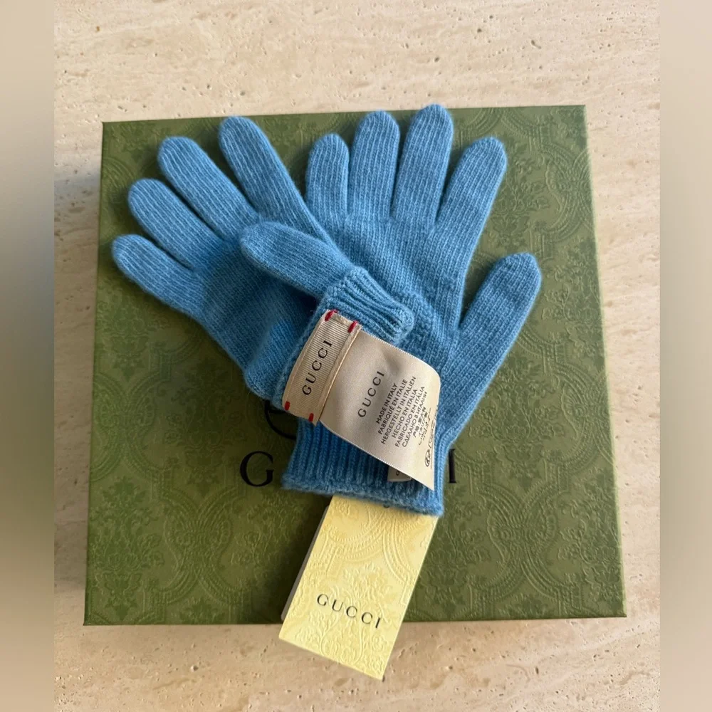 NWT GUCCI KIDS BLUE WOOL GG LOGO GLOVES 🧤💝